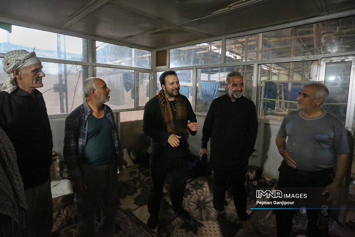 بازدید رئیس مرکز پژوهش‌های شورای شهر از ستاد اربعین شهرداری اصفهان در کربلا