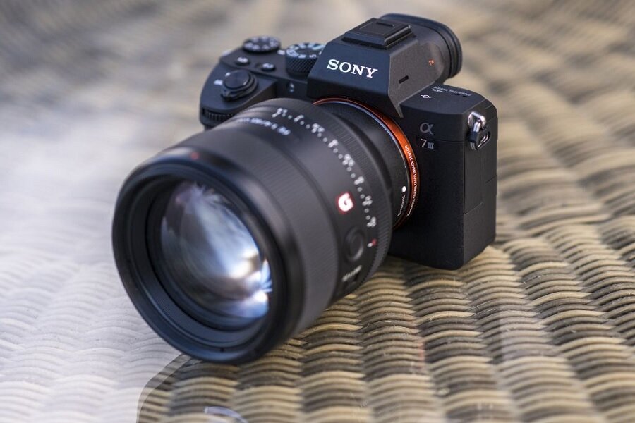آیا دوربین سونی Sony a7 iii یک دوربین مناسب برای مبتدیان است؟