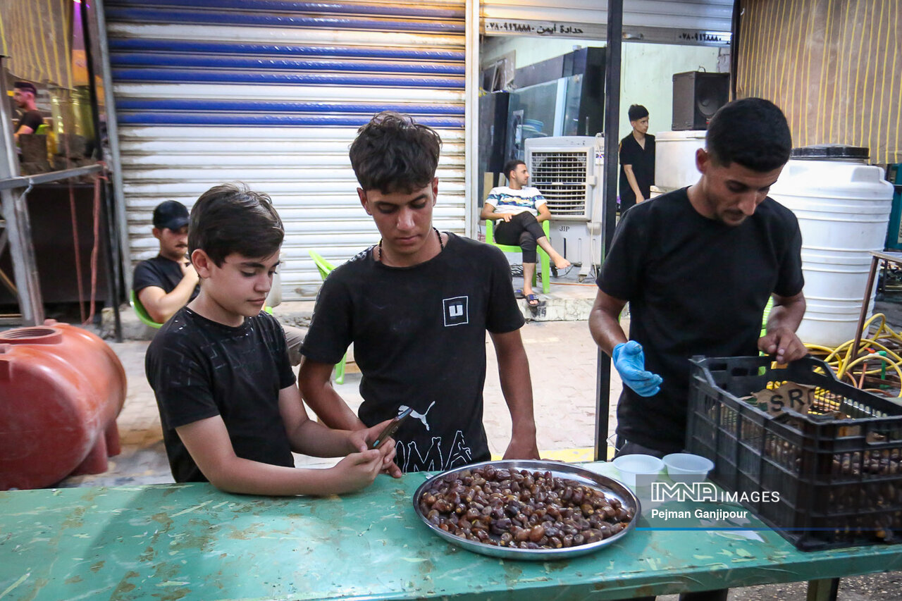 رعایت چه نکات تغذیهای در پیادهروی اربعین لازم است؟ / امتحان غذاهای جدید ممنوع