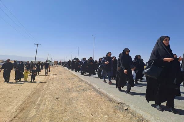 برگزاری همایش پیاده‌روی جاماندگان اربعین حسینی در ۱۷ نقطه استان مرکزی