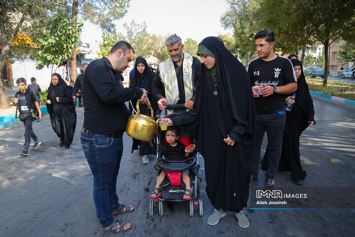 Arbaeen walk held across Iranian cities 