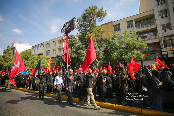 همایش پیاده‌روی جاماندگان اربعین در شیراز