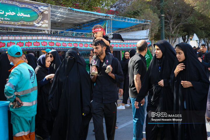 Arbaeen walk held across Iranian cities 