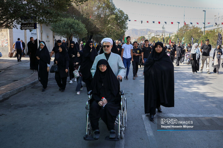 Arbaeen walk held across Iranian cities 