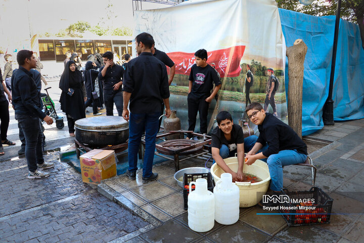 Arbaeen walk held across Iranian cities 