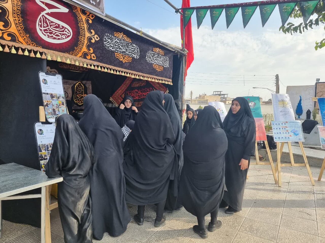 از موکب دخترانهها تا لشگر فرشتگان