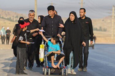 پیادهروی جاماندگان اربعین حسینی در شهر یاسوج+ تصاویر