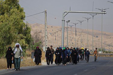 پیاده‌روی جاماندگان اربعین حسینی در شهر گچساران برگزار شد+تصاویر