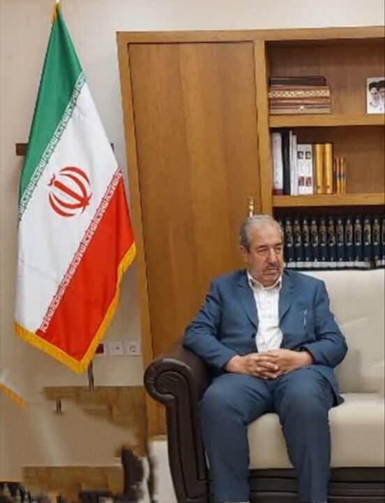 دیدار مشاور استاندار اصفهان درامور ایثارگران با علی قاسمزاده