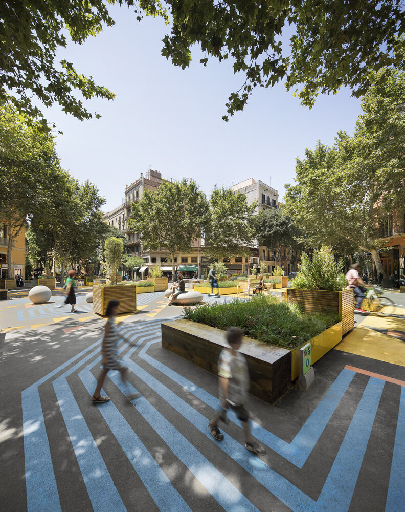 تقویت ارتباطات انسانی با احیای فضاهای عمومی در ۴ شهر