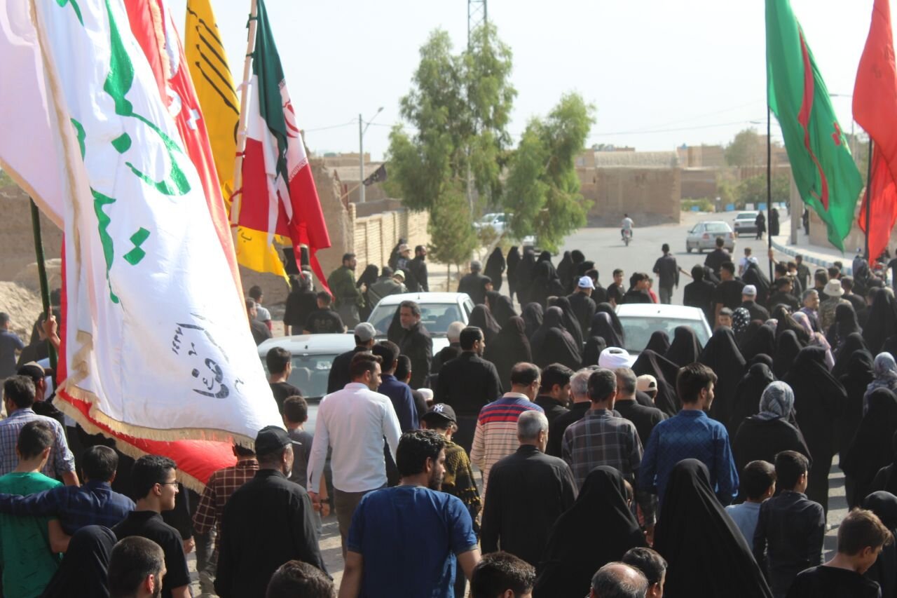 تجلی همدلی نایینیها در پیادهروی جاماندگان اربعین