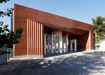 روایت رئیس دانشگاه شریف از معدل‌های زیر ۱۳ در آشوب‌ها