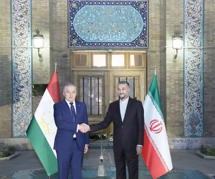 وزیر امور خارجه سالروز استقلال تاجیکستان را تبریک گفت