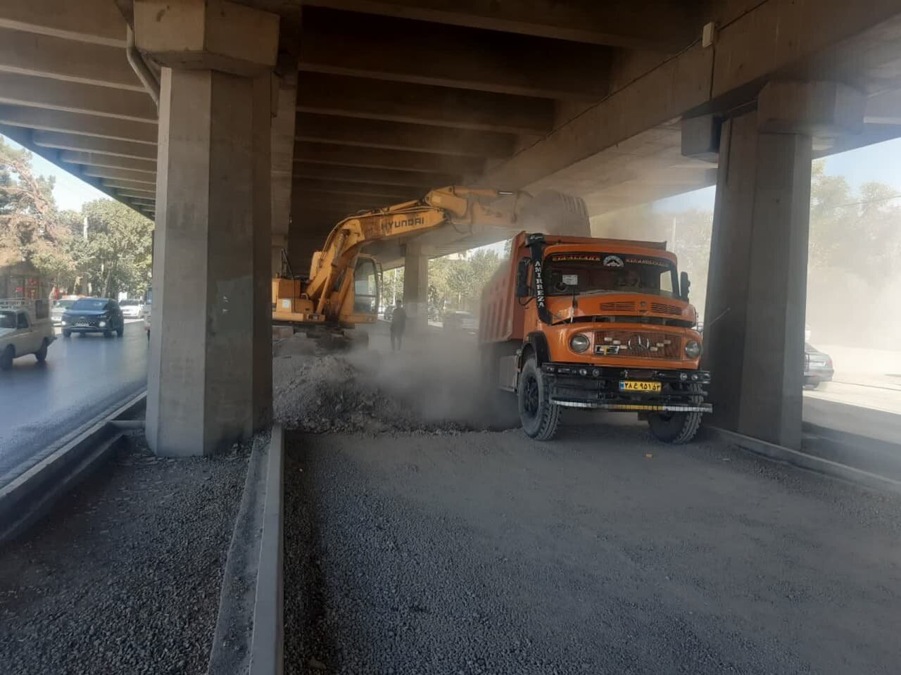 عملیات احداث رمپ خروجی پل امام خمینی (ره) آغاز شد