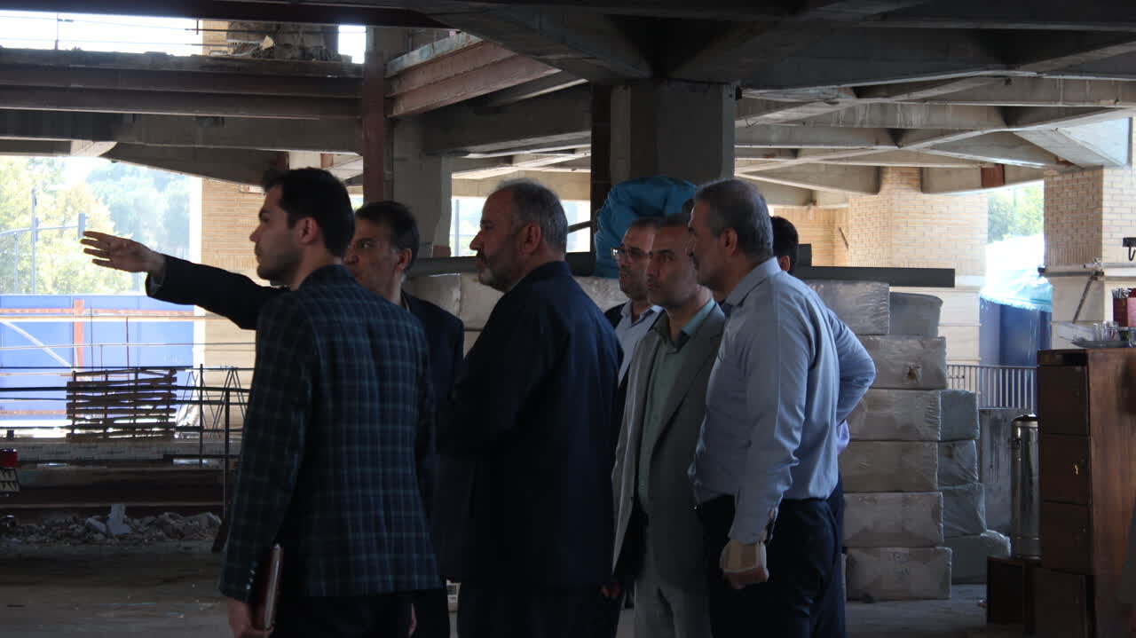 اعضای شورای اسلامی شهر اصفهان از پروژه هتل جهاننما بازدید کردند