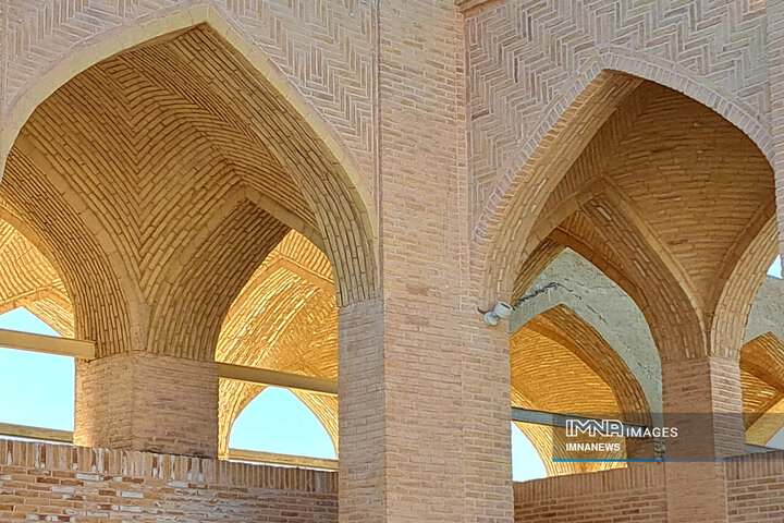 تکیه گلبندان اصفهان