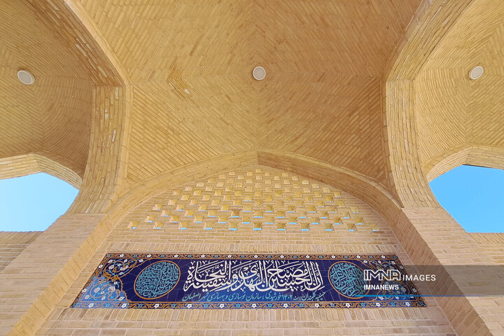 تکیه گلبندان اصفهان
