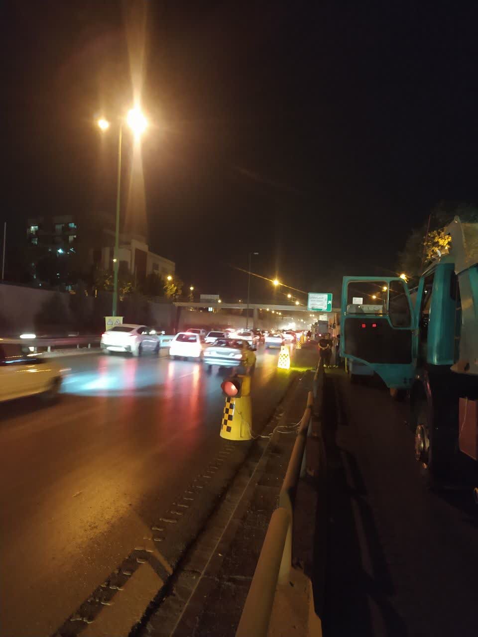 پروژه تعریض بزرگراه شهید خرازی تا اواسط مهرماه تکمیل میشود + فیلم