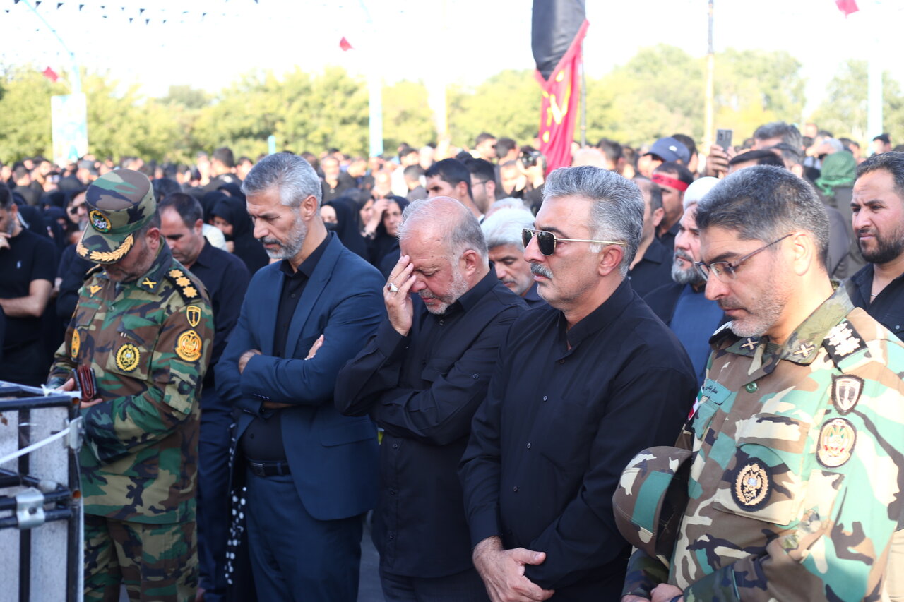 برپایی قافله عزای پیامبر اعظم در اصفهان+ عکس و فیلم