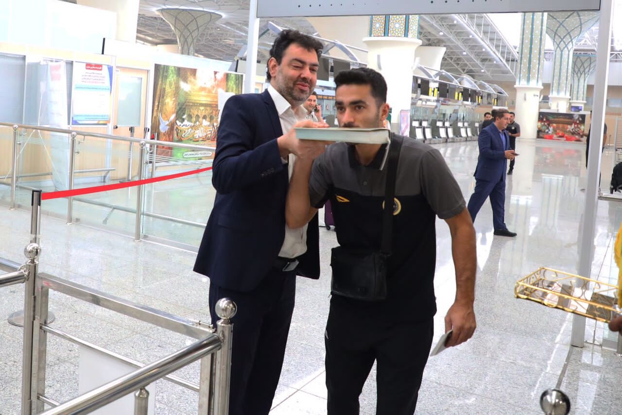 کاروان سپاهان وارد اربیل عراق شد + عکس