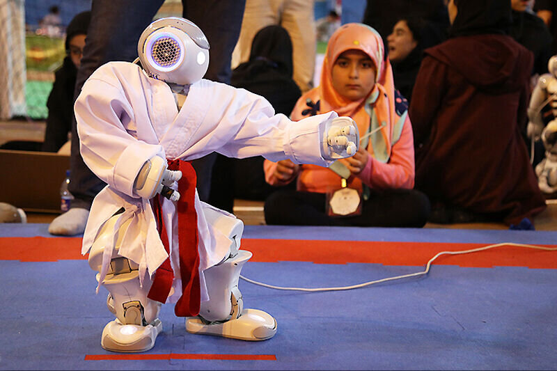 برگزاری ششمین دوره مسابقات رباتیک در کرمان