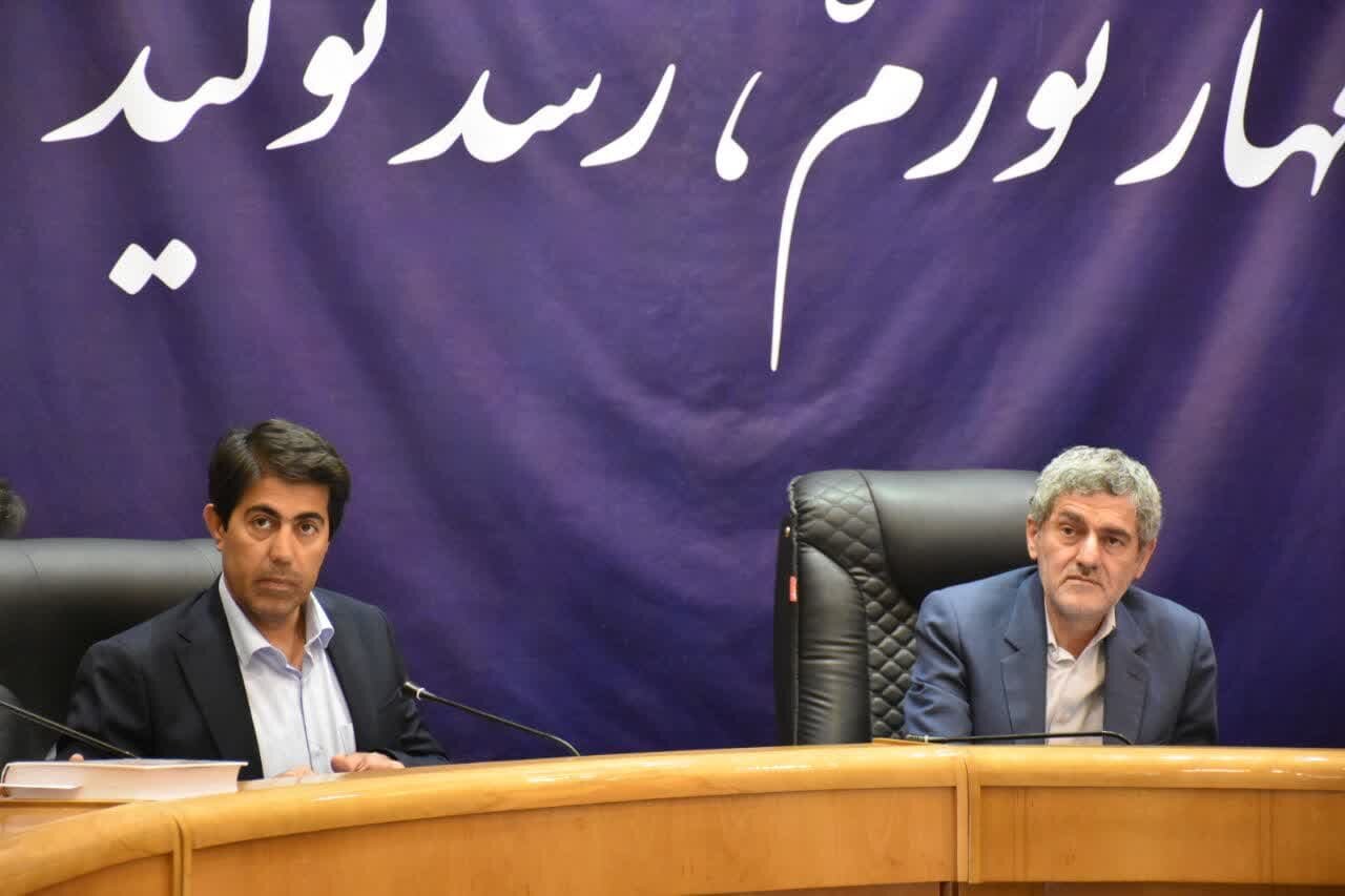 تصویب رفع موانع تولید ۵۴ بنگاه اقتصادی و مجموعه تولیدی در استان فارس