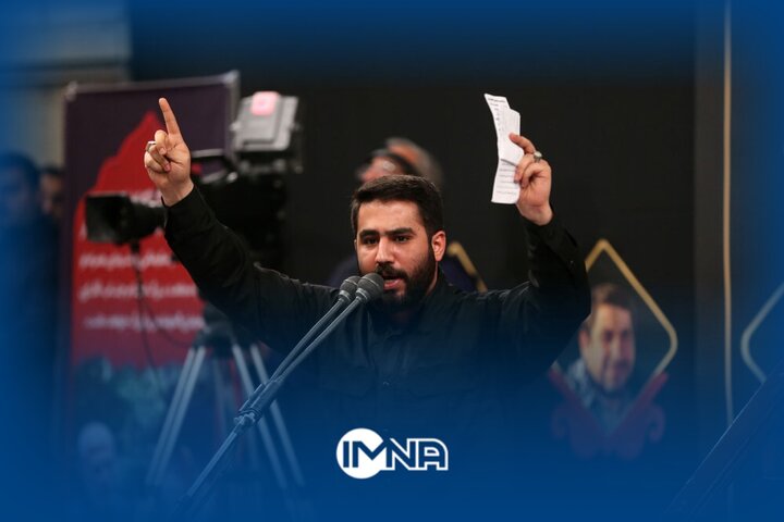 رجزخوانی حسین طاهری در حضور رهبر انقلاب