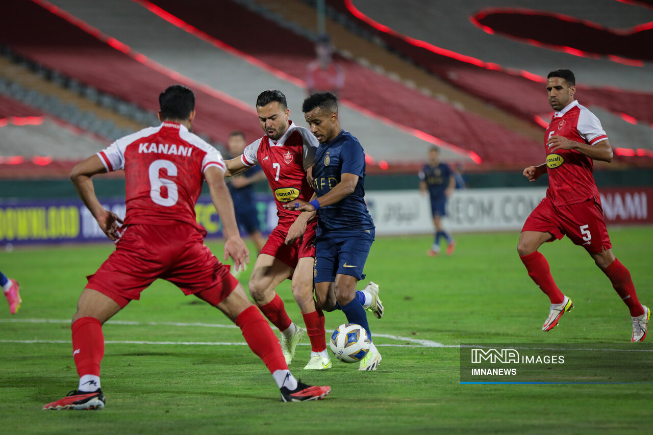 بررسی احتمالا صعود سپاهان و پرسپولیس/ همه چیز به هفته آخر موکول شد