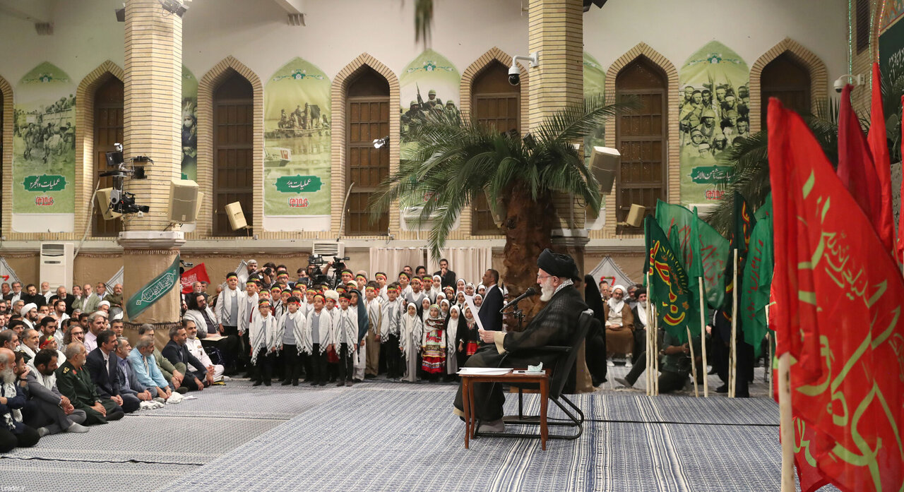 روایتی از یک دیدار مجازی با شوروشوق حقیقی / تجدید بیعت یادگاران دفاع مقدس با رهبر انقلاب