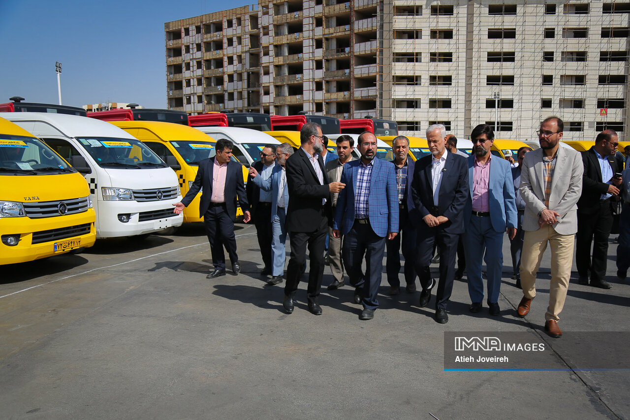 اصفهان به استقبال مهر میرود