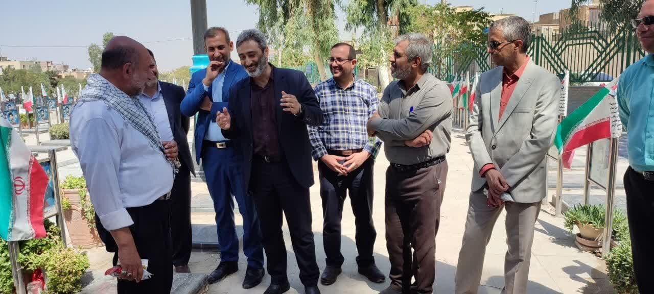 تجدید بیعت با آرمان‌های شهدای منطقه ۱۳ اصفهان در آستانه هفته دفاع مقدس