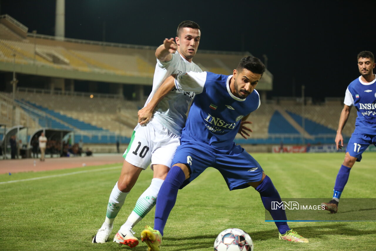 استقلال _ آلومینیوم اراک / نکونام به دنبال شکست طلسم مقابل ایرالکو