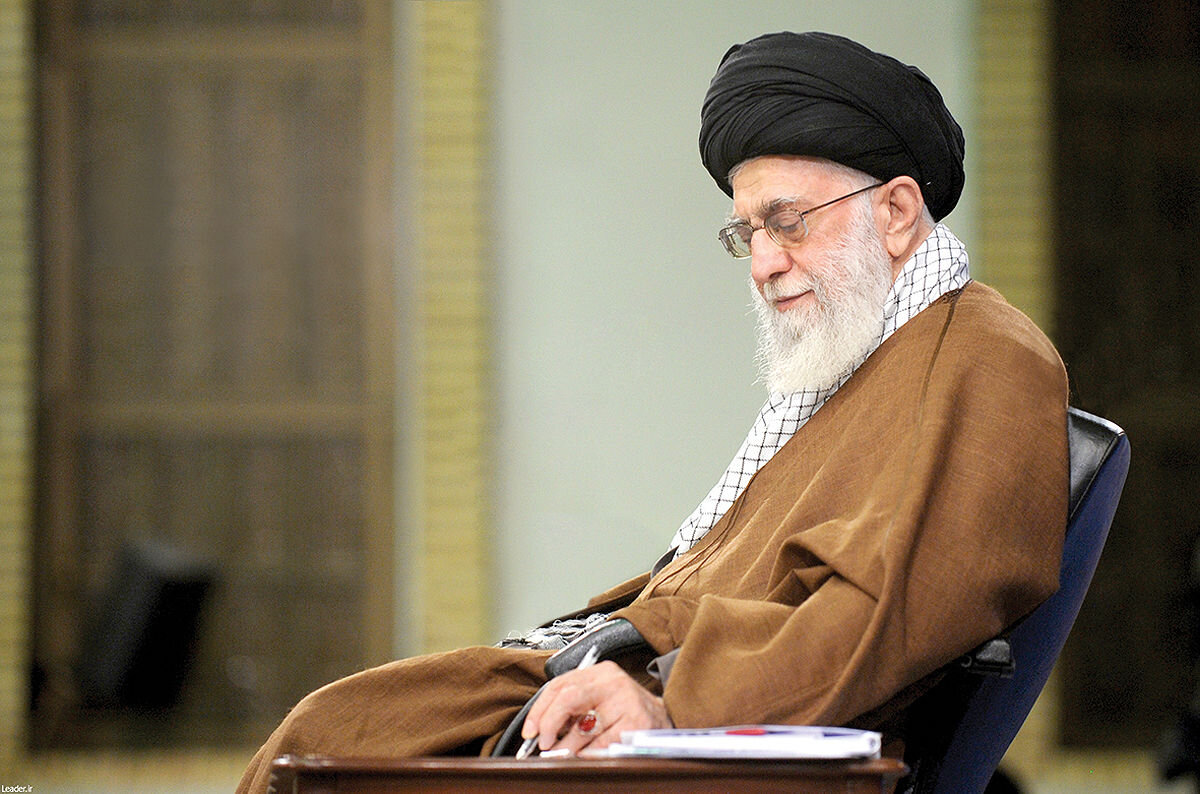 Over 2,000 prisoners' sentences commuted by Ayatollah Khamenei