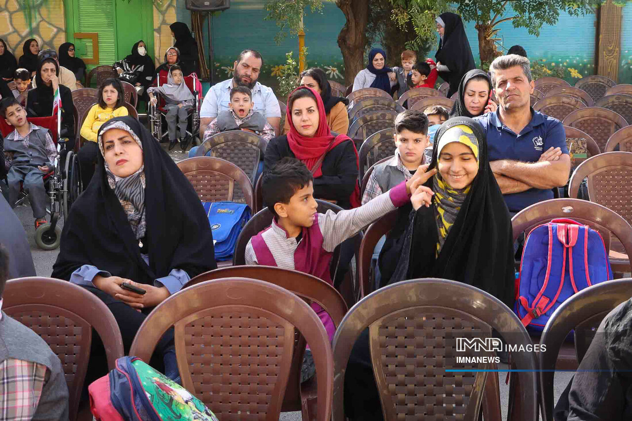 اهمیت مشارکت خانواده و مدرسه در بهبود انگیزه تحصیلی دانشآموزان