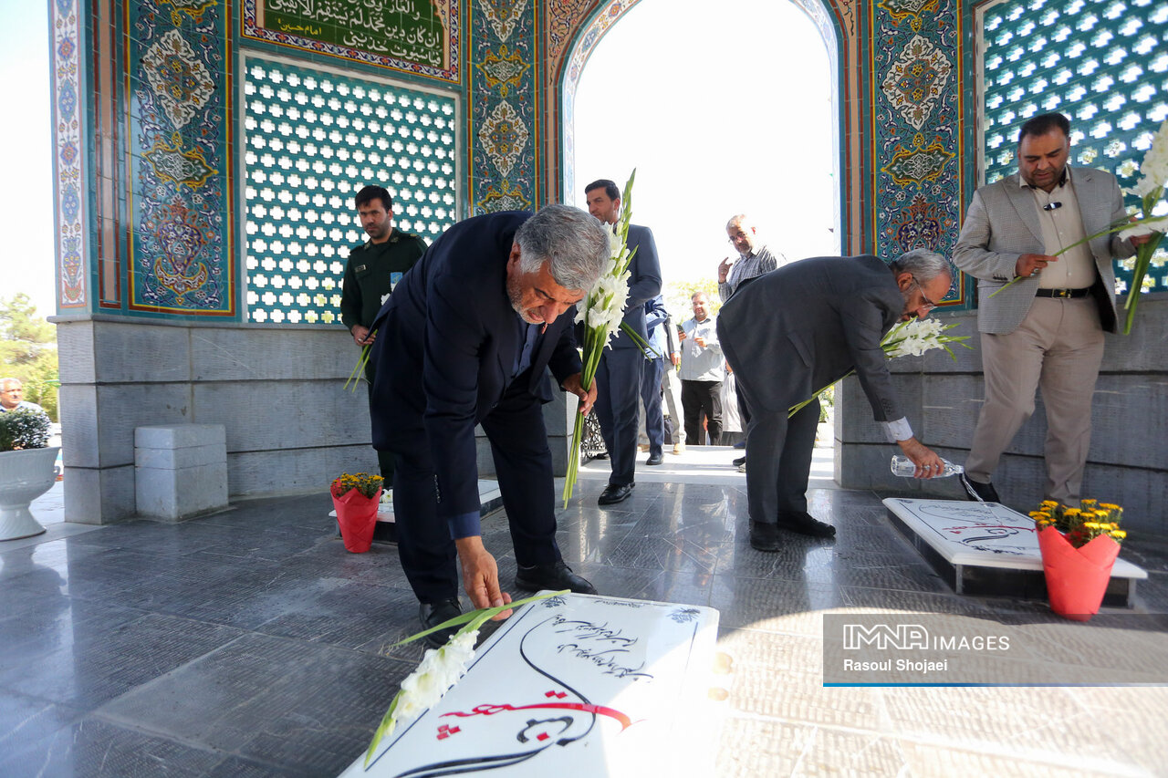 همدلشدن شرط لازم همسنگر شدن با شهدا است