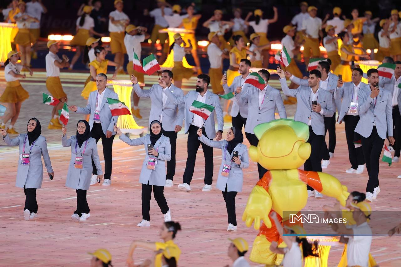 رژه کاروان ایران در بازیهای آسیایی ۲۰۲۳ هانگژو + عکس