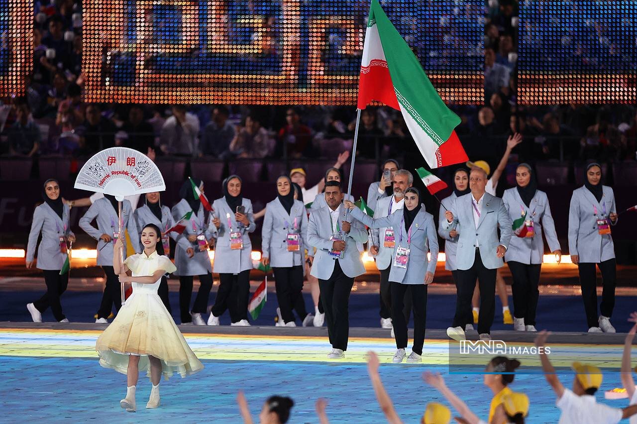 رژه کاروان ایران در بازی‌های آسیایی ۲۰۲۳ هانگژو + عکس