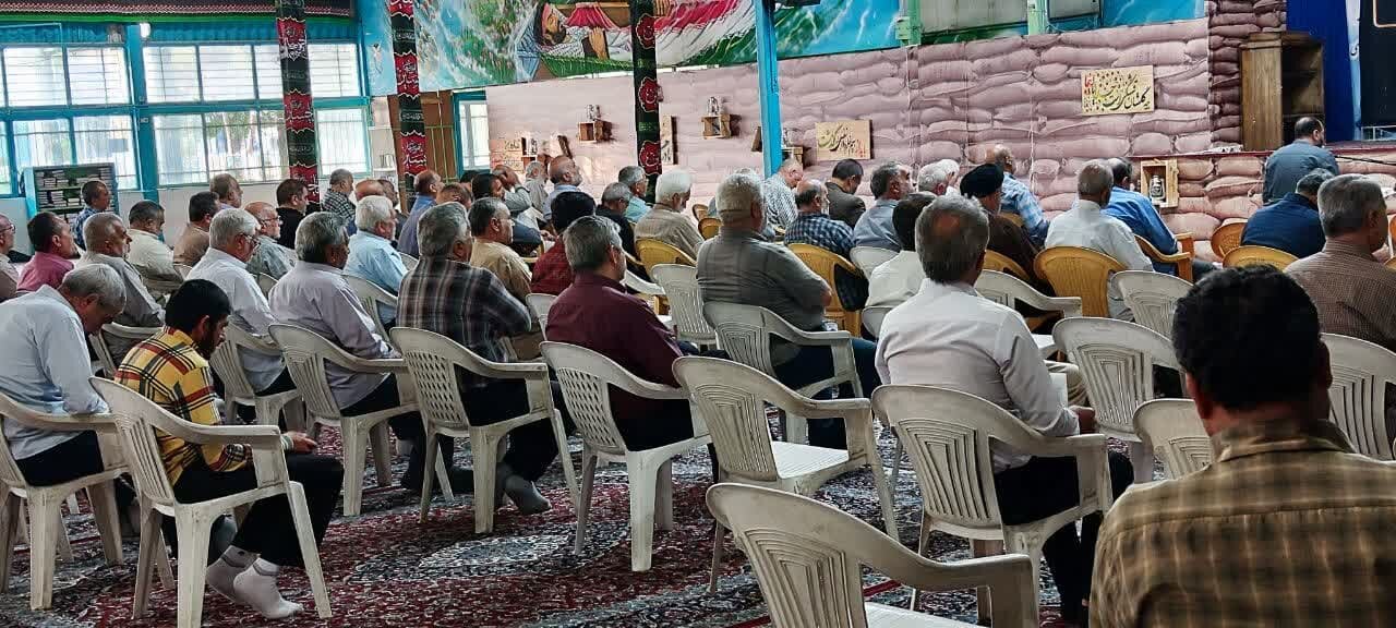 دورهمی رزمندههای دیروز و رفقای امروز/ روایتگری برای کسانی که خود روزی مرد اول میدان بودند