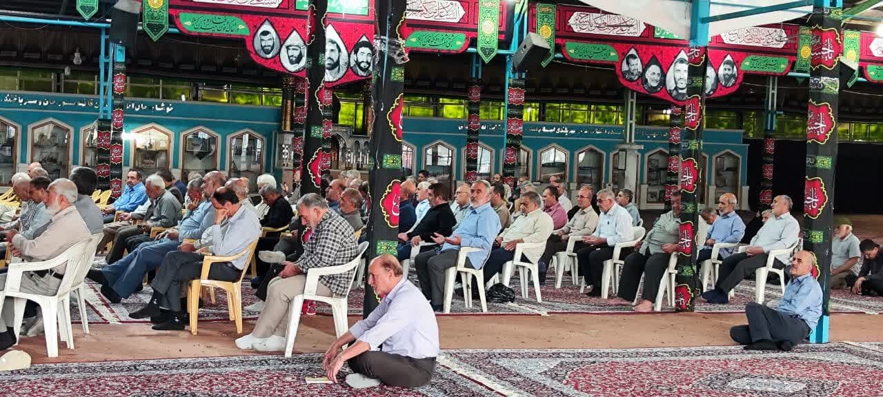 دورهمی رزمندههای دیروز و رفقای امروز/ روایتگری برای کسانی که خود روزی مرد اول میدان بودند