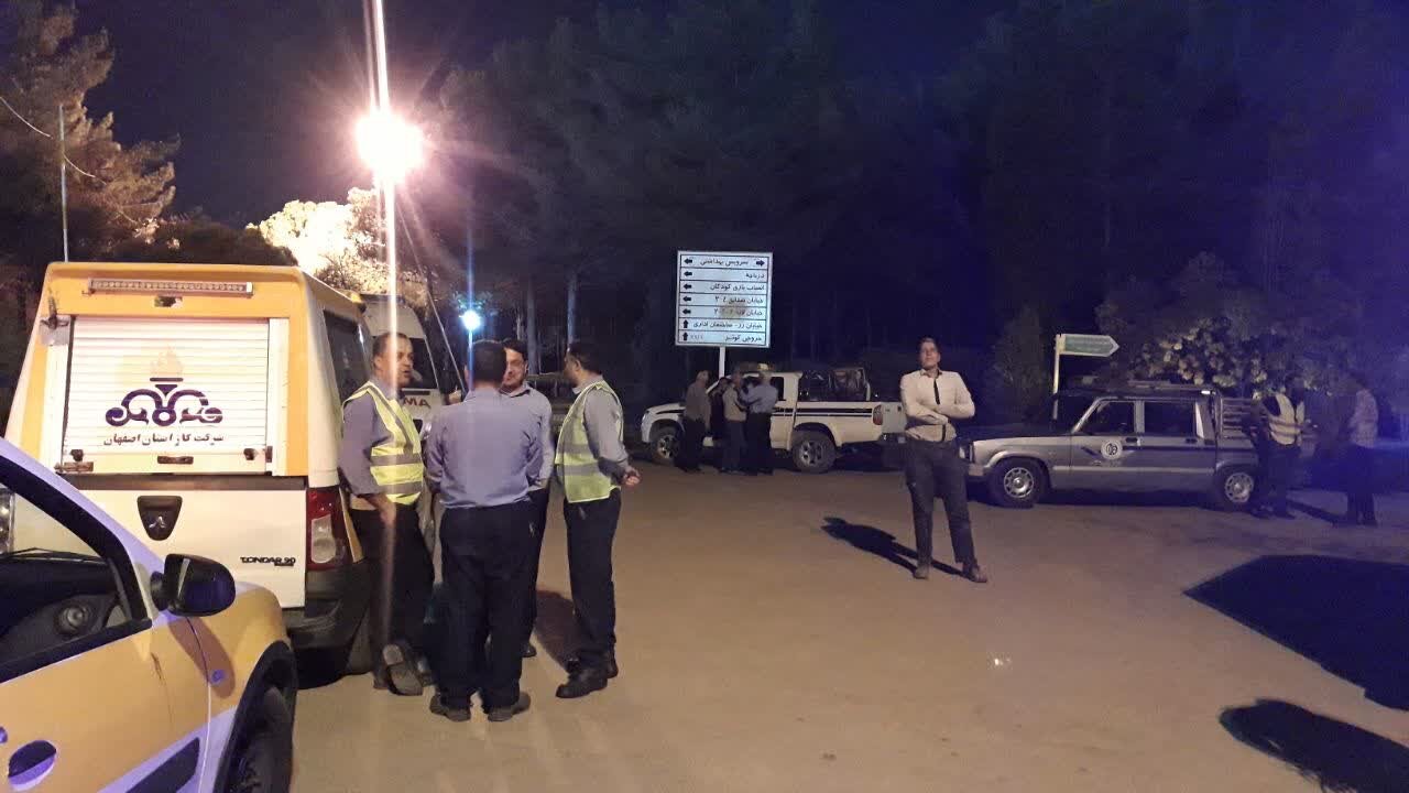 اجرای مانور لحظه صفر با حضور دستگاههای مختلف و بیش از ۲۰۰ نیروی امدادی در اصفهان