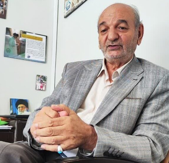 روایت یک خیر از ارسال کمکهای مردمی به جبهه/ ایثار مردم اصفهان، مثالزدنی بود