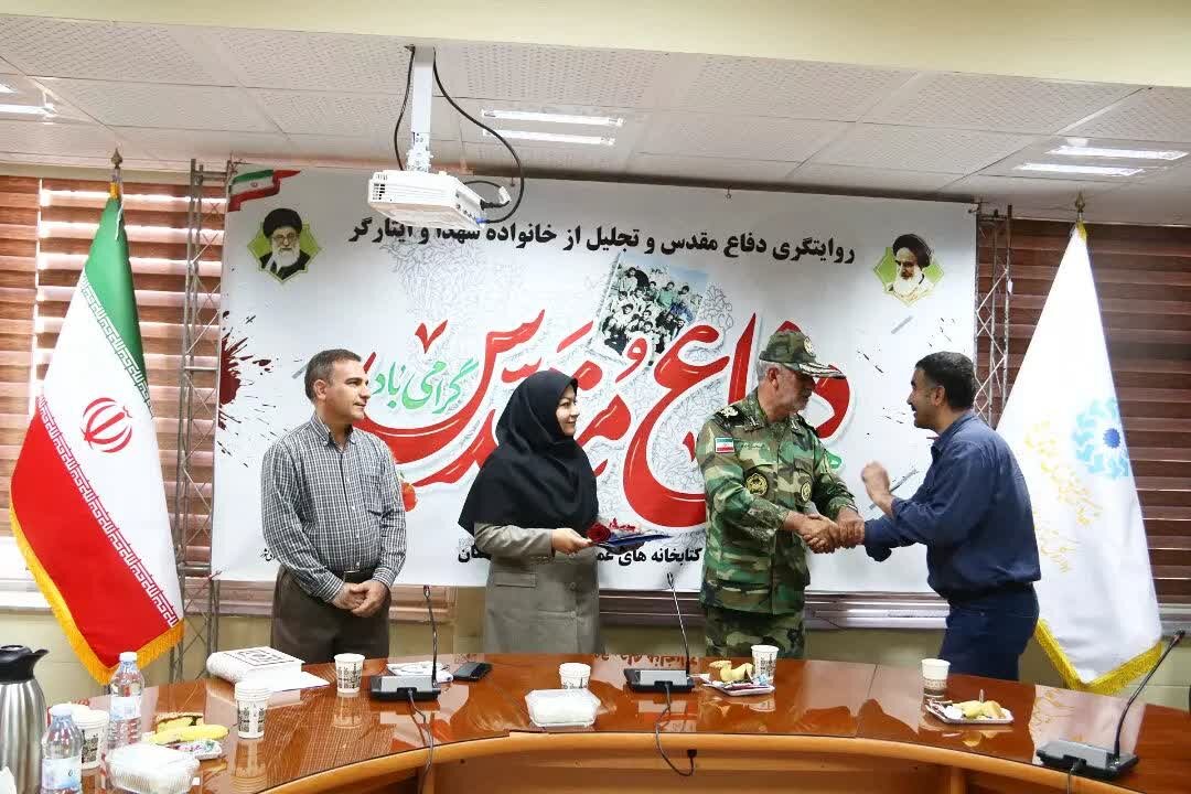 ملت ایران با ایثارگری اجازه تصرف خاک کشور را به بیگانگان نداد