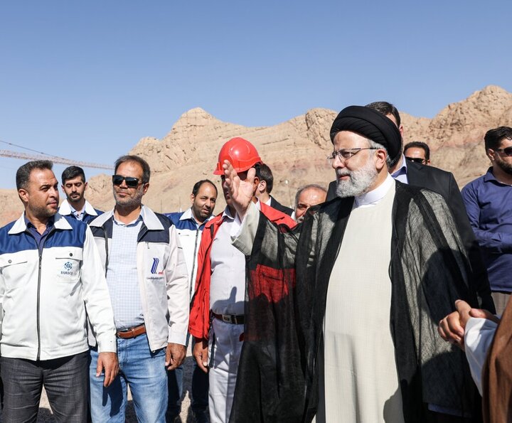 ۲۸ جبهه کاری در طرح انتقال آب دریای عمان به اصفهان مشغول هستند