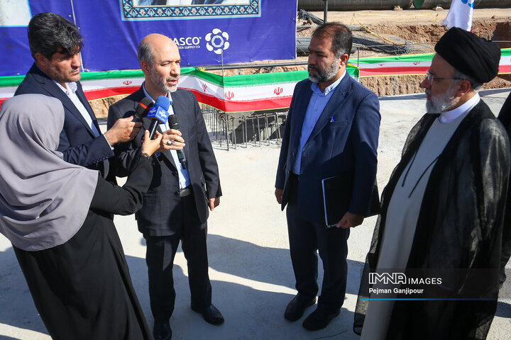آغاز عملیات اجرایی فاز دوم طرح انتقال آب دریای عمان به استان اصفهان با حضور رئیس جمهور