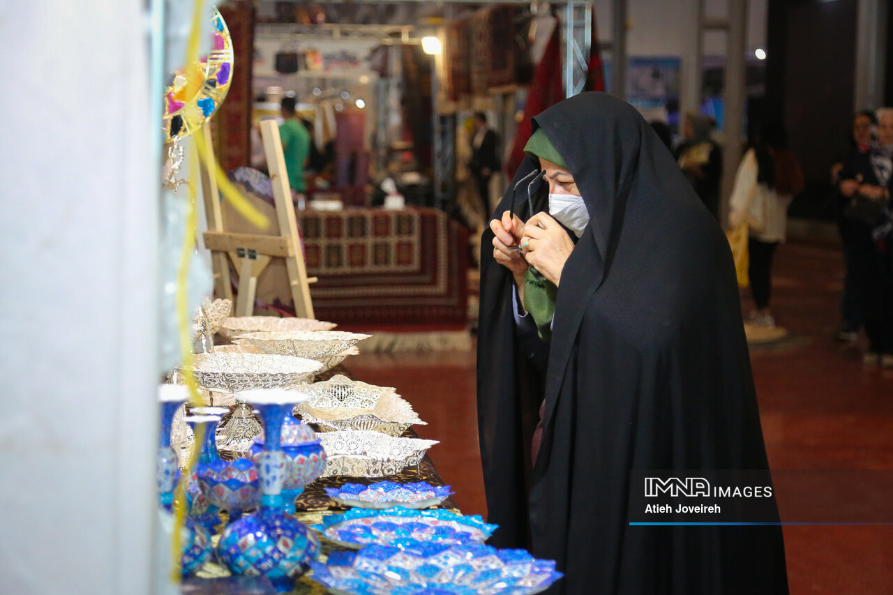 نمایشگاههای صنایع دستی؛ پل ارتباطی دیپلماسی فرهنگی ایران با دنیای امروز