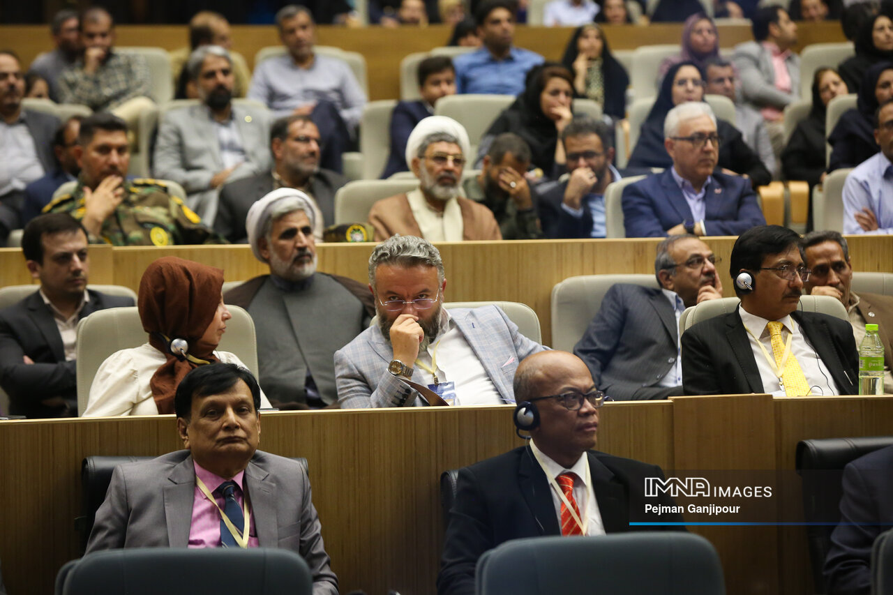 از انتقال آب دریا تا توسعه سبز اصفهان