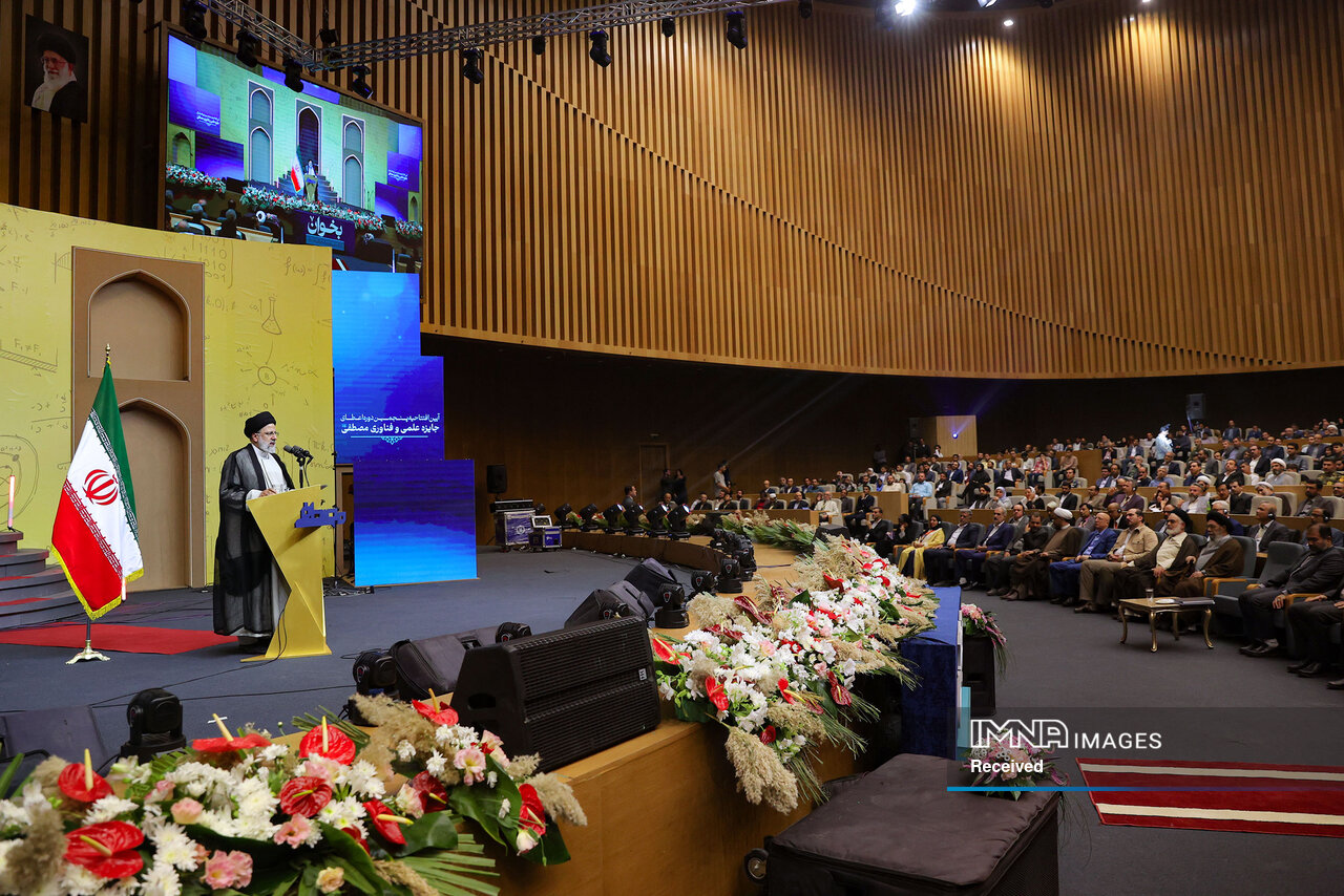 Iranian president emphasized urgent need for practical, beneficial scientific knowledge in today's societies