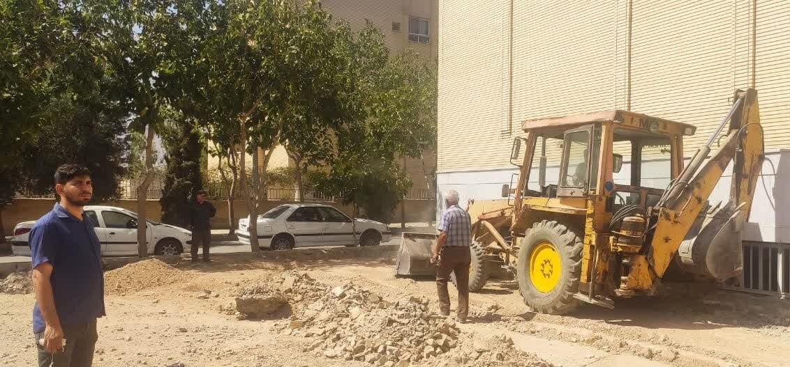 پیشرفت ۲۰ درصدی پیادهروسازی ضلع جنوبی و شمالی بلوار غدیر سپاهانشهر