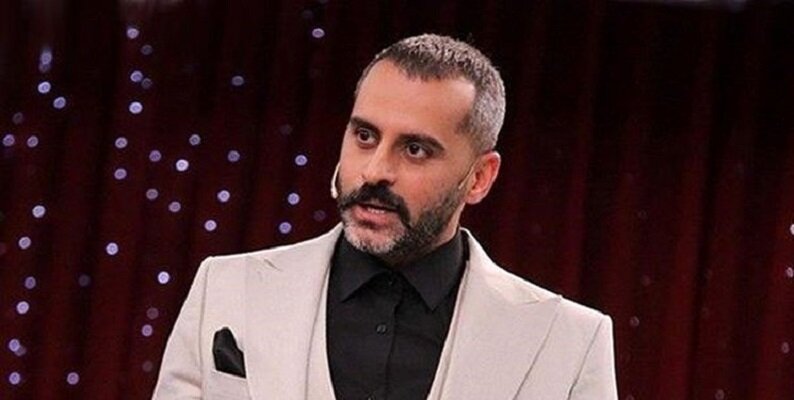 قلاده های طلا؛ نمایش قلادههایی که از آن سوی مرزها هدایت میشود