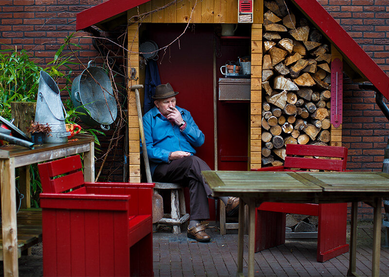 روز جهانی سالمندان + دهکدهای برای پیرها